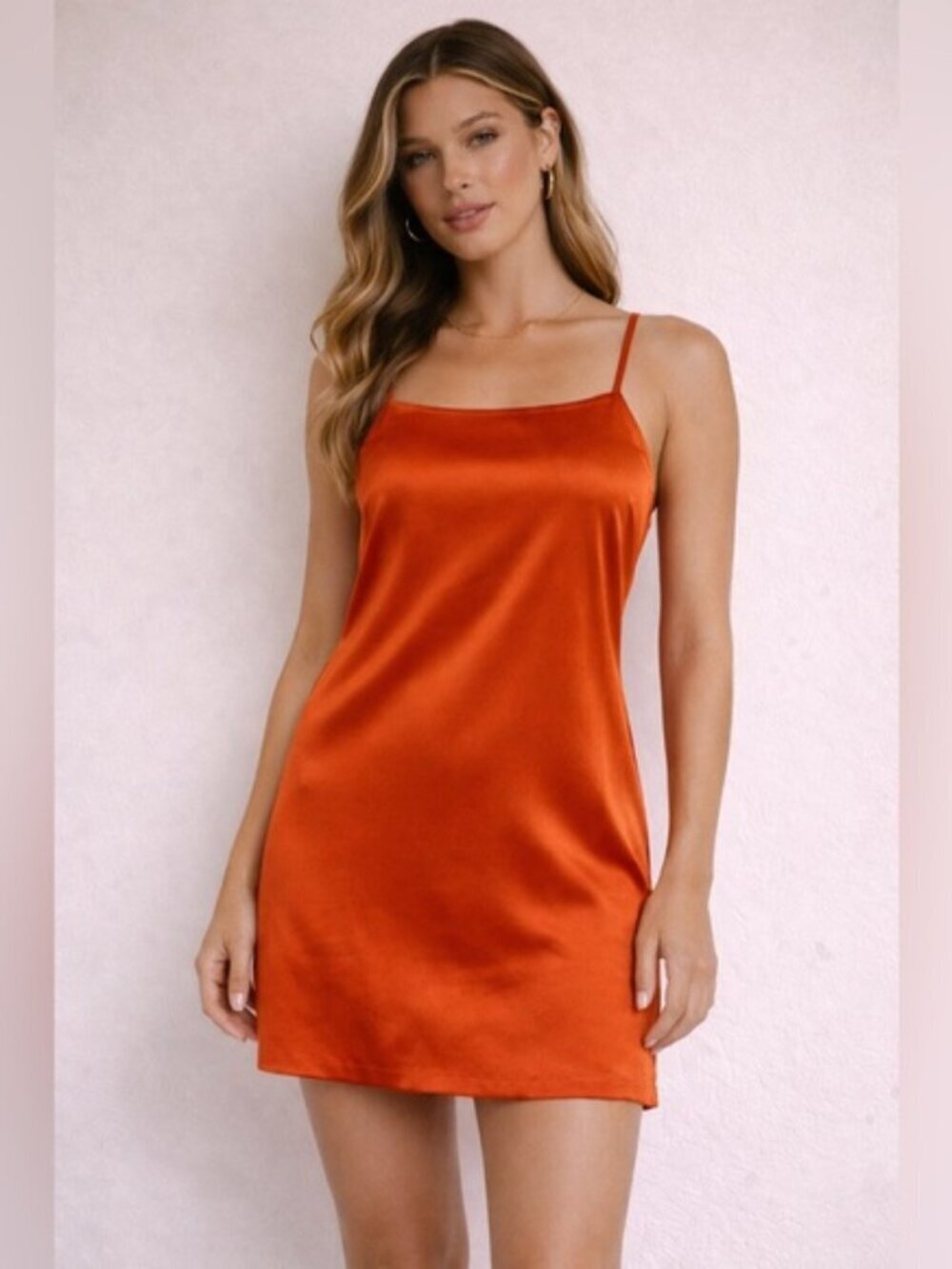Dynamite Open Back Satin Mini Dress – Fire Finch – Size M – NWT